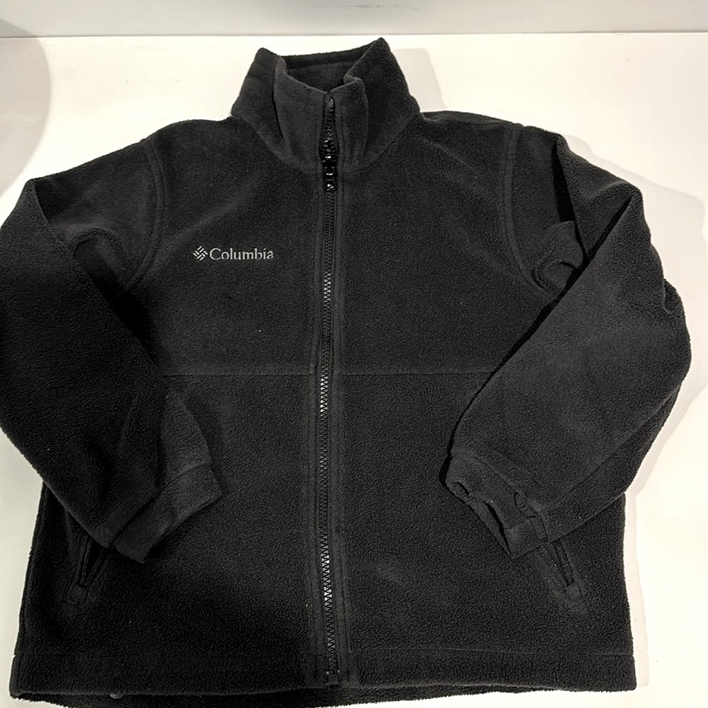 COLUMBIA Fleece zip up (like new)